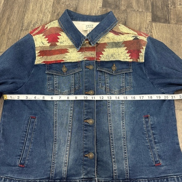 Frye and Co Denim Jean Jacket Western Aztec Southwestern Trucker Size XL - Picture 8 of 10